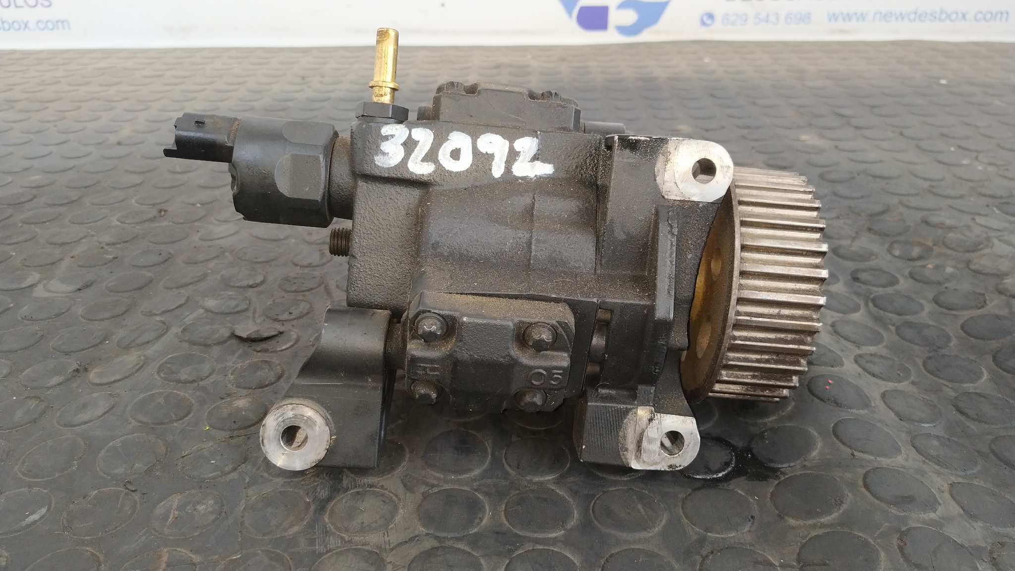 BOMBA INYECCION RENAULT SCENIC II - vista 7