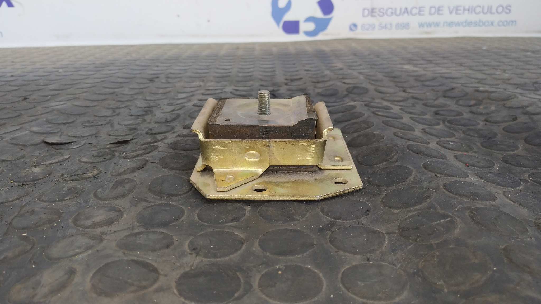 SOPORTE MOTOR RENAULT 4 BERLINA/FAMILIAR/FURGONETA - vista 6