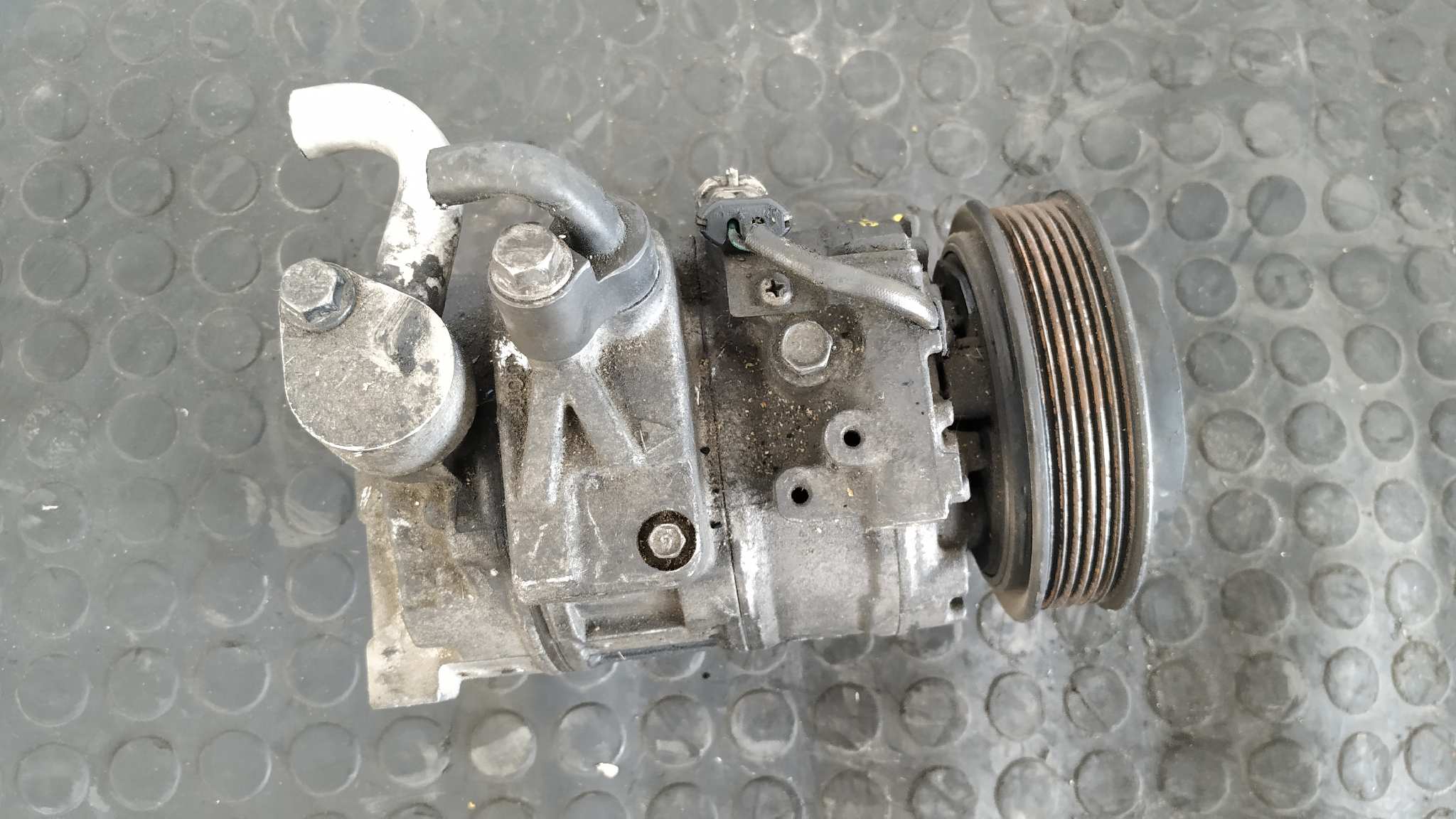 COMPRESOR AIRE ACONDICIONADO RENAULT ESPACE IV (JK0) - vista 3