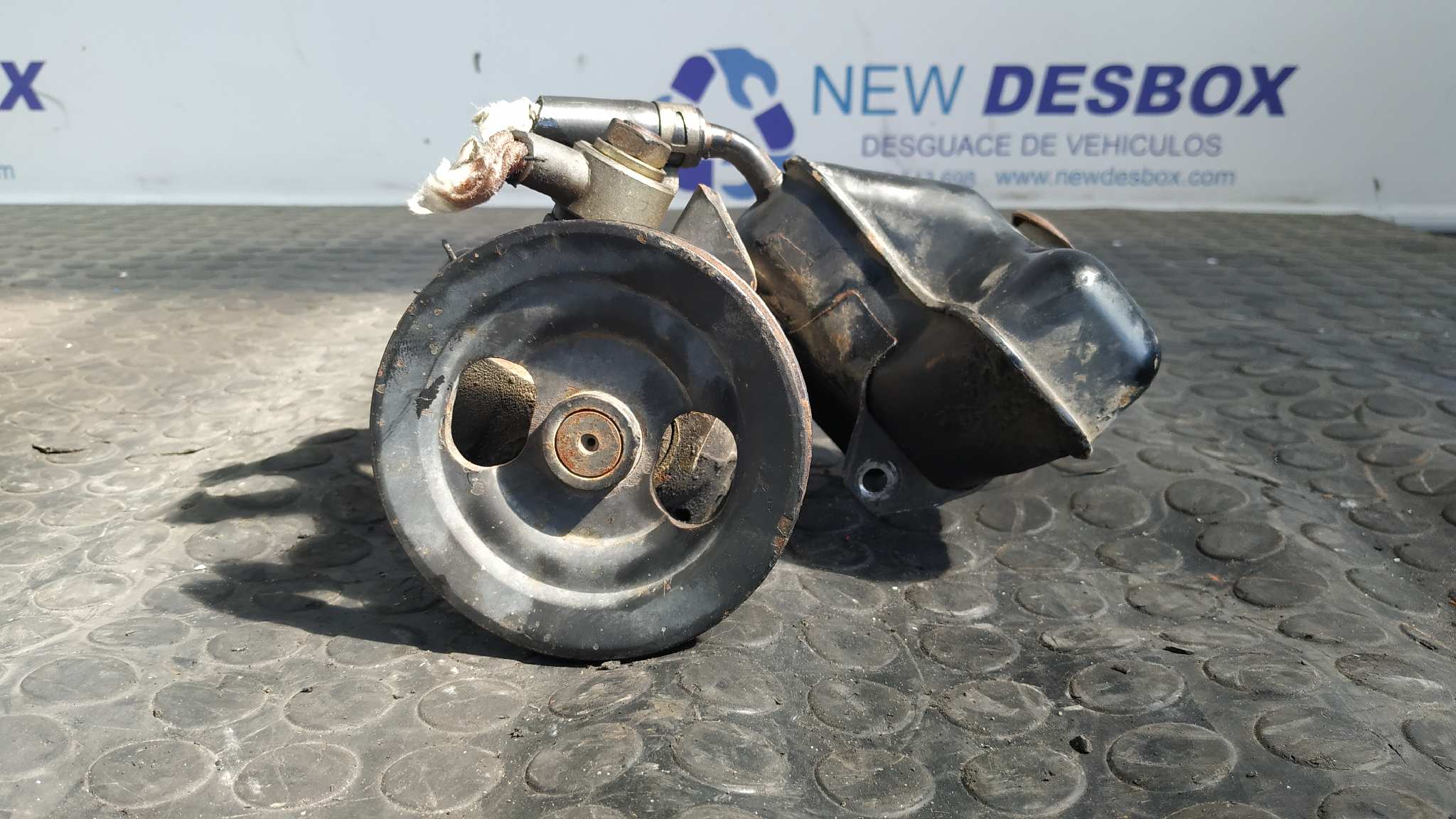 BOMBA DIRECCION MITSUBISHI PAJERO