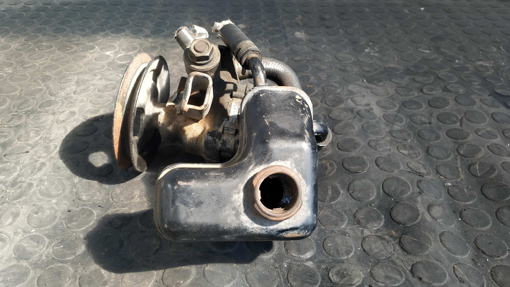 BOMBA DIRECCION MITSUBISHI PAJERO - vista 4