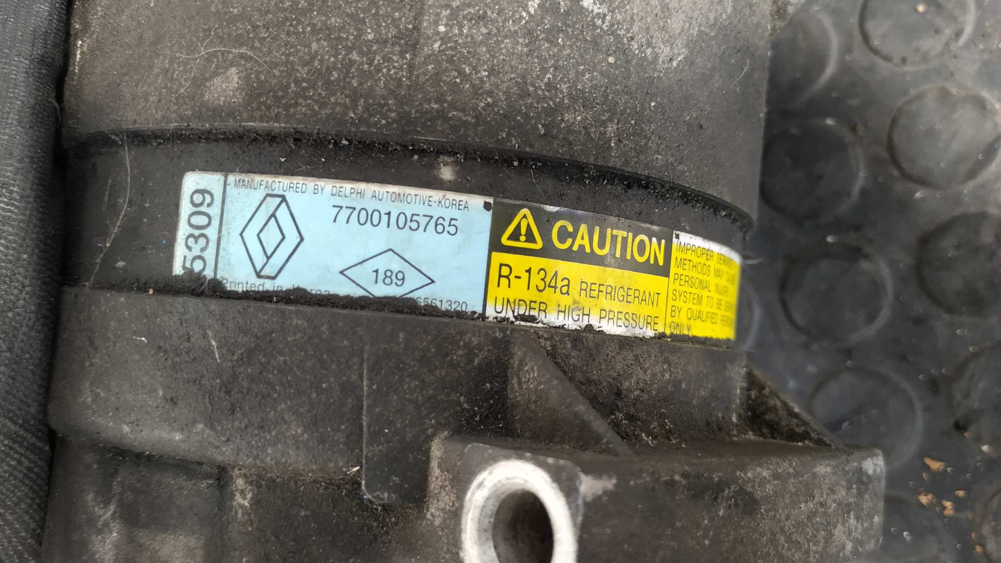 COMPRESOR AIRE ACONDICIONADO RENAULT SCENIC (JA..) - vista 5