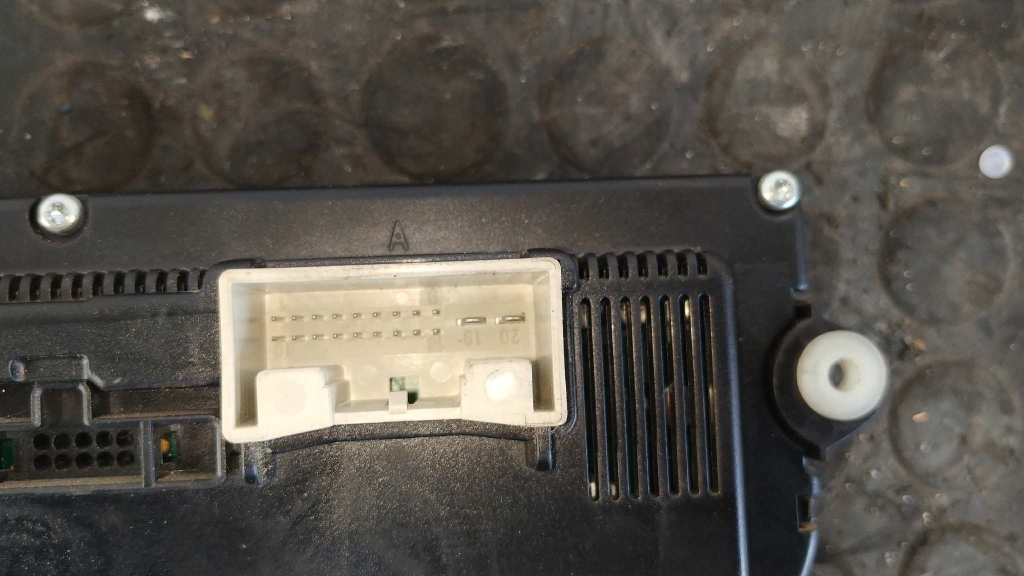 MANDO CLIMATIZADOR VOLKSWAGEN GOLF VI (5K1) - vista 3