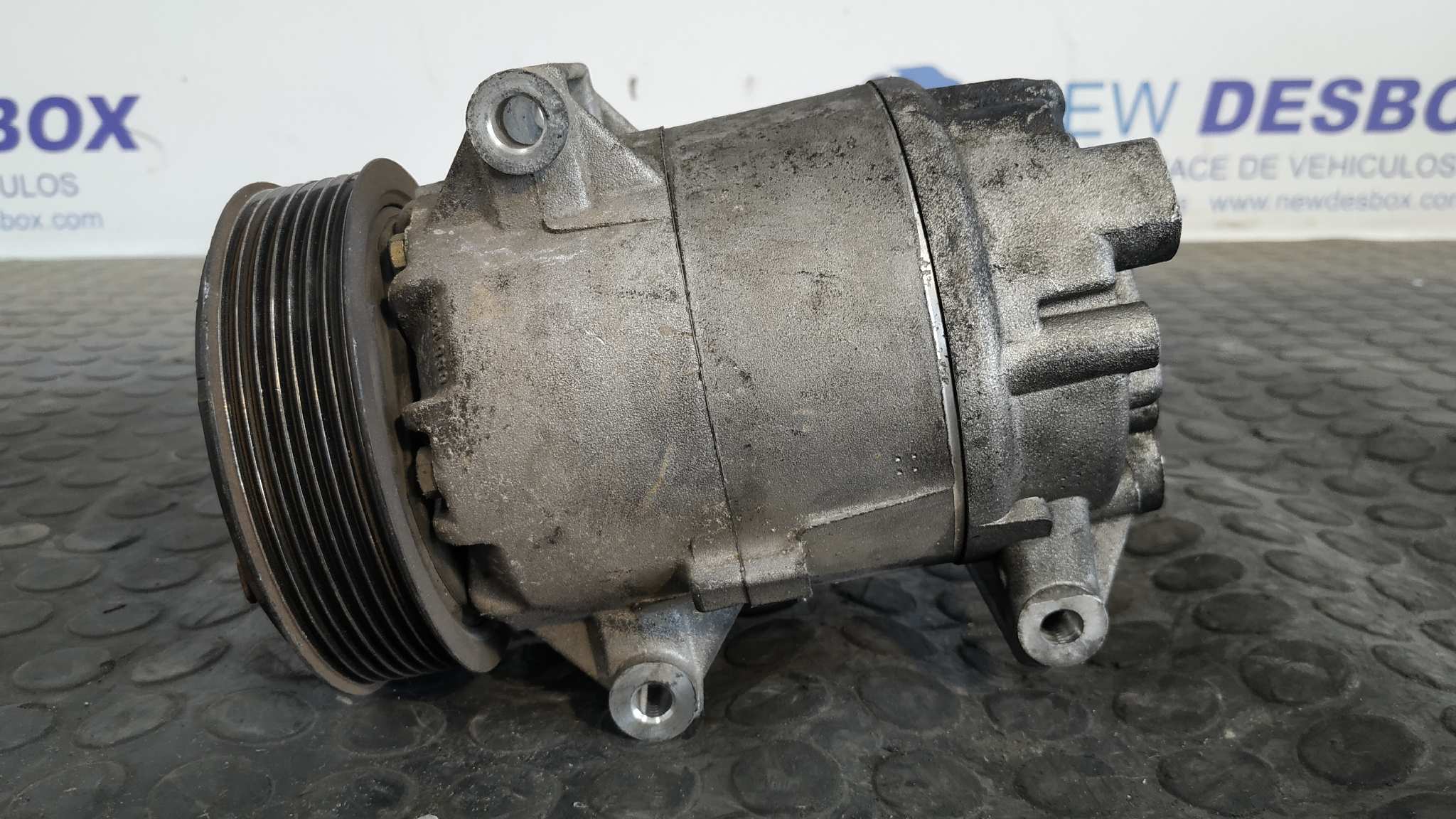 COMPRESOR AIRE ACONDICIONADO RENAULT MEGANE II BERLINA 3P - vista 4