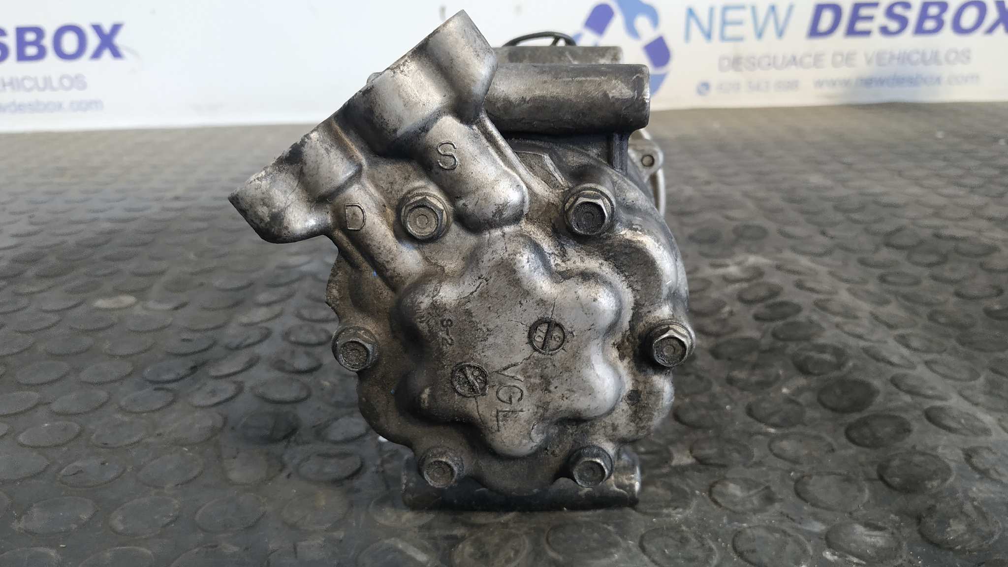 COMPRESOR AIRE ACONDICIONADO RENAULT KANGOO (F/KC0) - vista 3