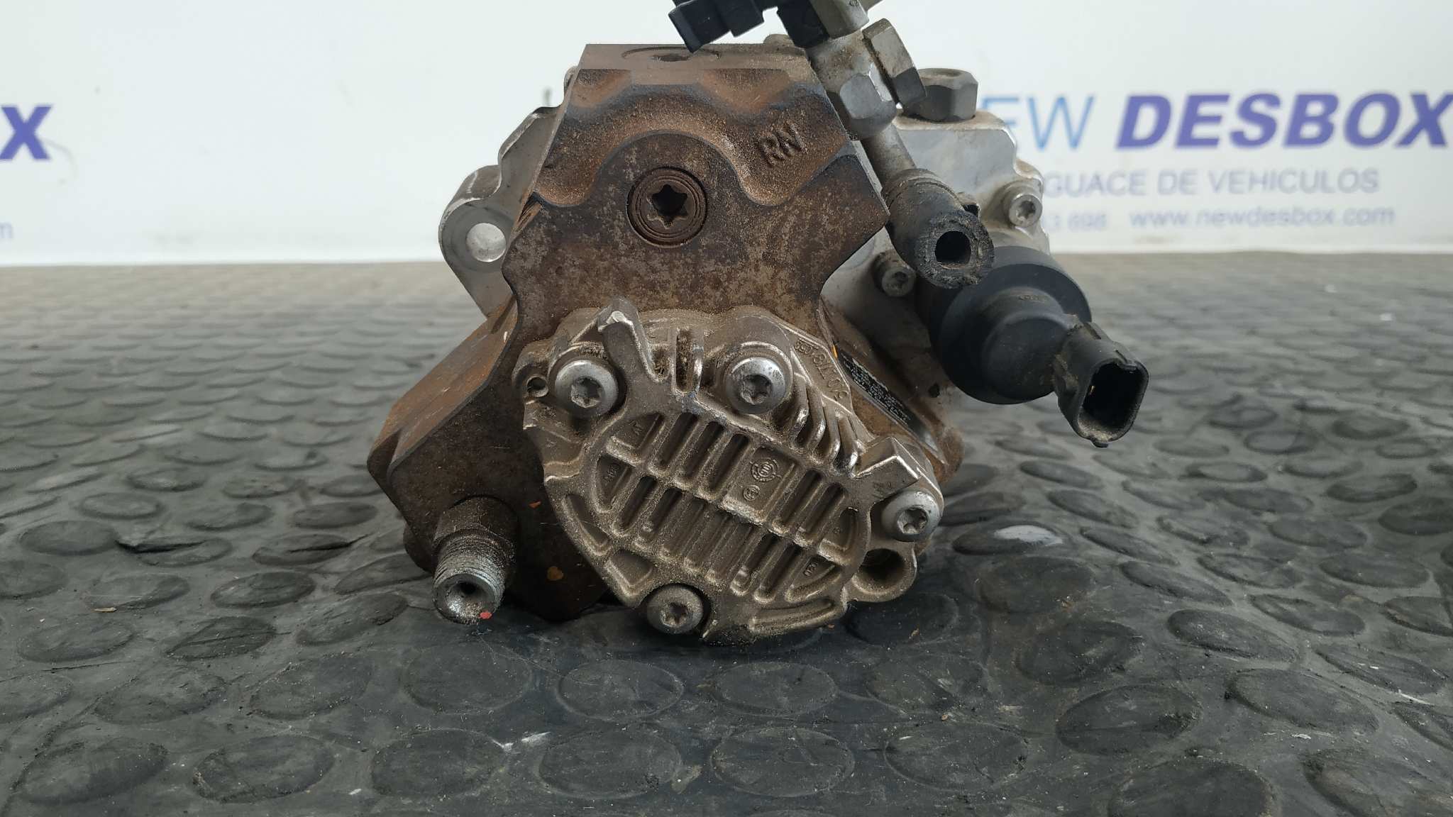 BOMBA INYECCION OPEL ASTRA GTC - vista 7