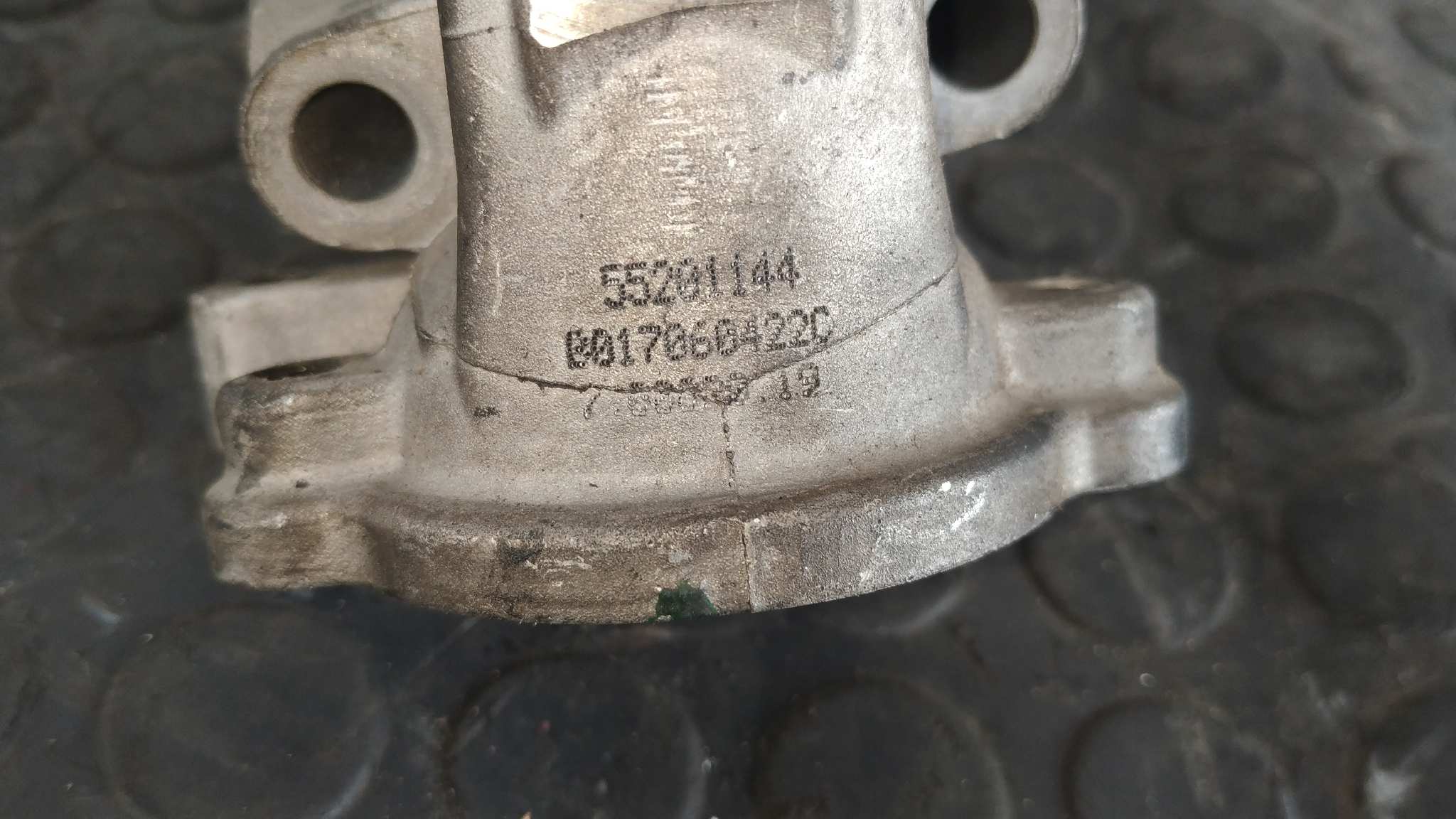 VALVULA EGR OPEL CORSA D - vista 6