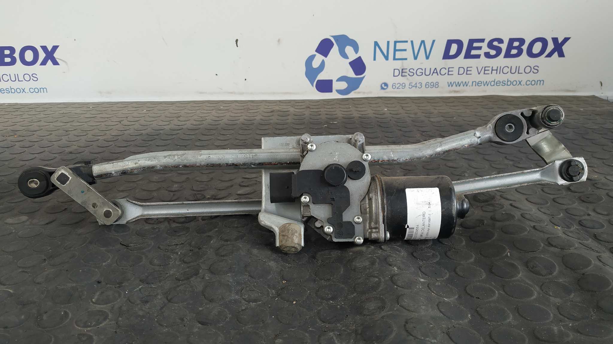MOTOR LIMPIA DELANTERO BMW SERIE 1 BERLINA (E81/E87) - vista 3