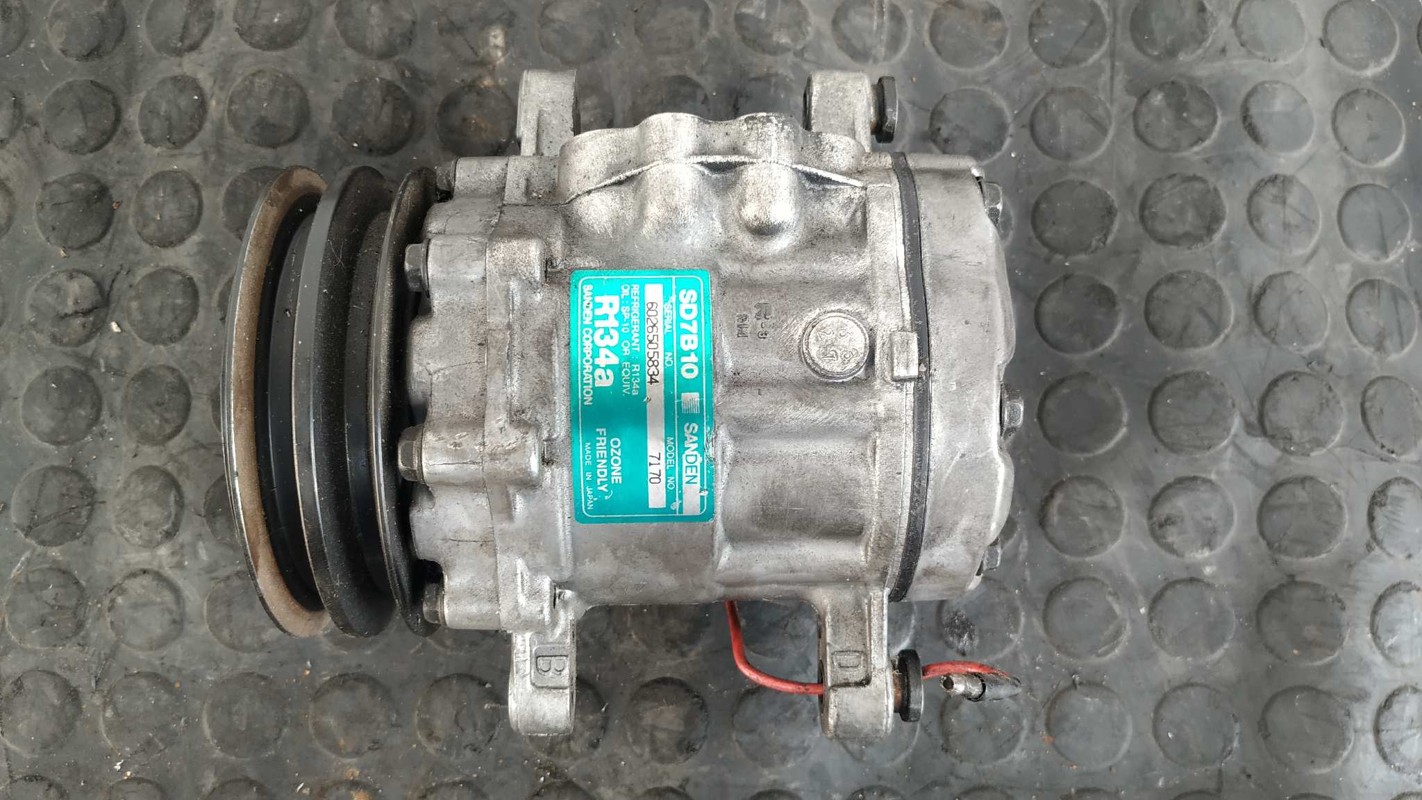 COMPRESOR AIRE ACONDICIONADO OPEL ASTRA F BERLINA 1.7 TURBODIESEL (17 DT / LU8) - vista 5