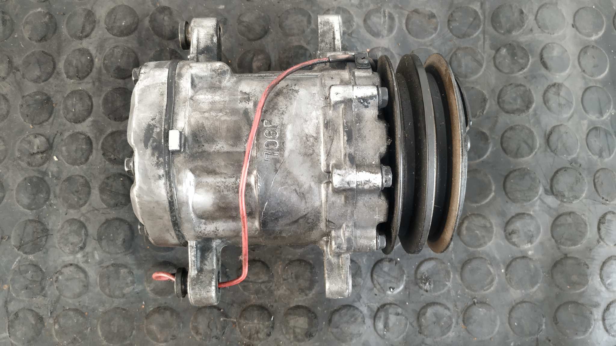 COMPRESOR AIRE ACONDICIONADO OPEL ASTRA F BERLINA 1.7 TURBODIESEL (17 DT / LU8) - vista 6