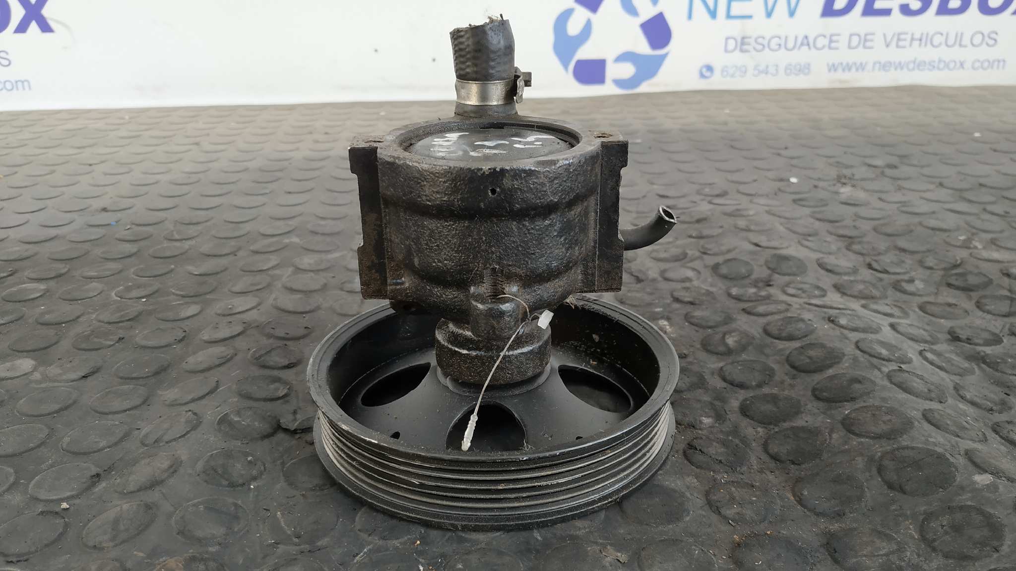 BOMBA DIRECCION OPEL CORSA B 1.4 CAT (2H6) - vista 3