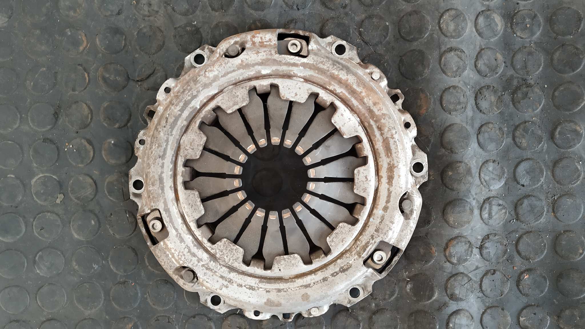 KIT EMBRAGUE PEUGEOT 107 - vista 2