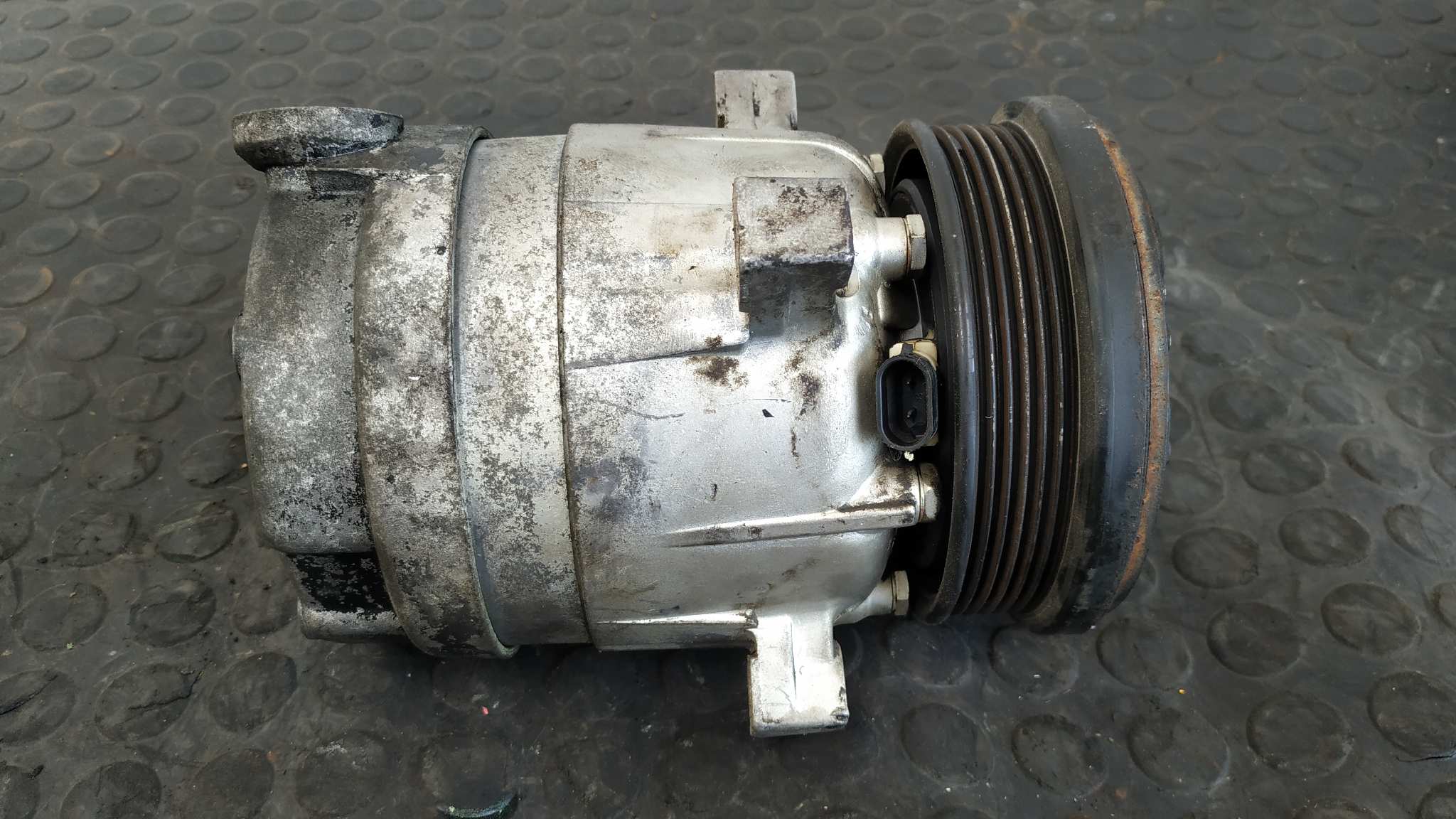 COMPRESOR AIRE ACONDICIONADO OPEL SINTRA - vista 2