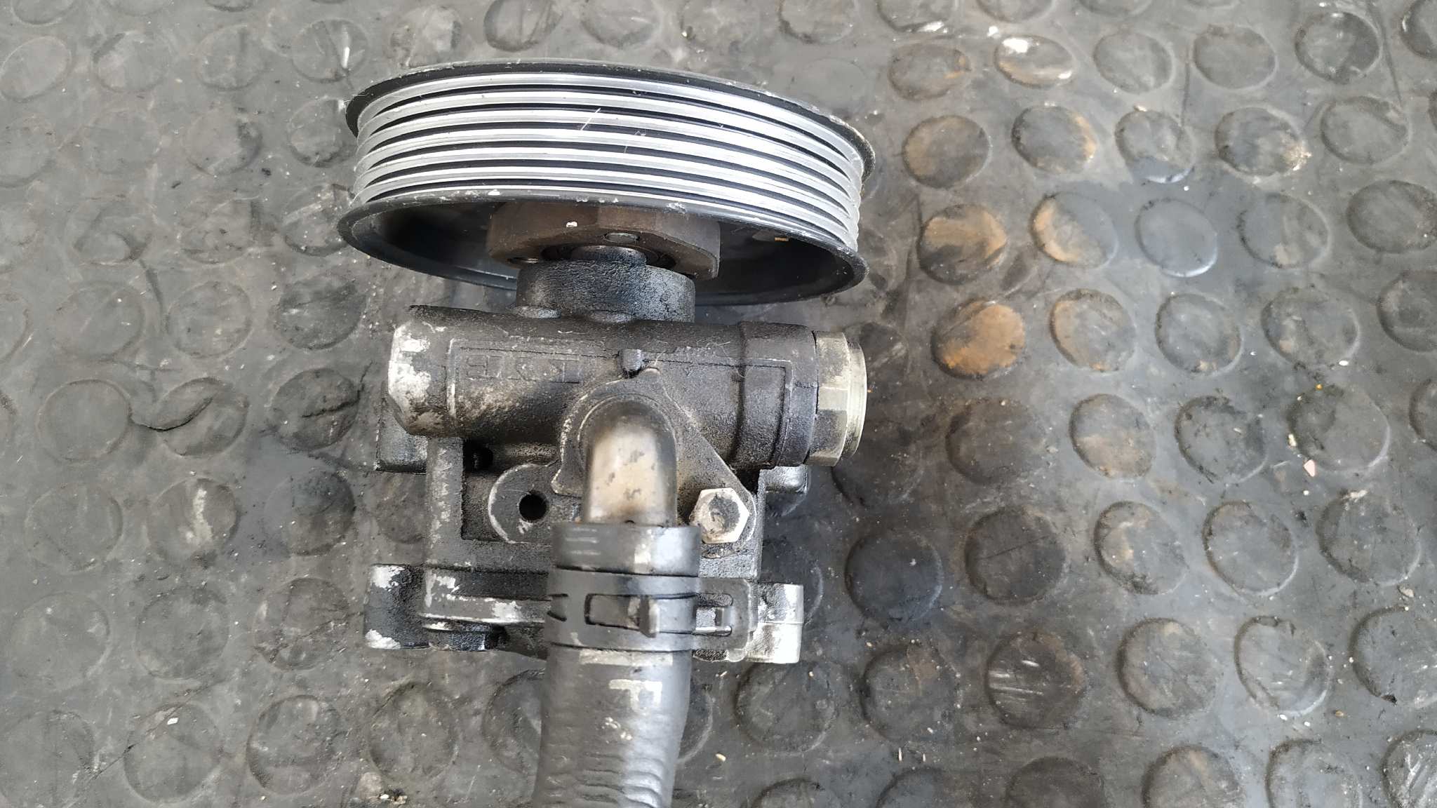 BOMBA DIRECCION SEAT LEON (1M1) - vista 3