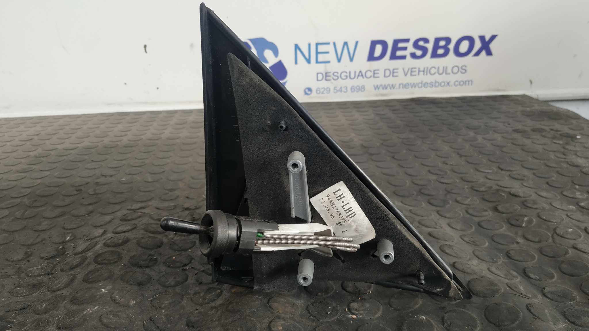 RETROVISOR IZQUIERDO FORD ESCORT BERLINA/TURNIER - vista 3