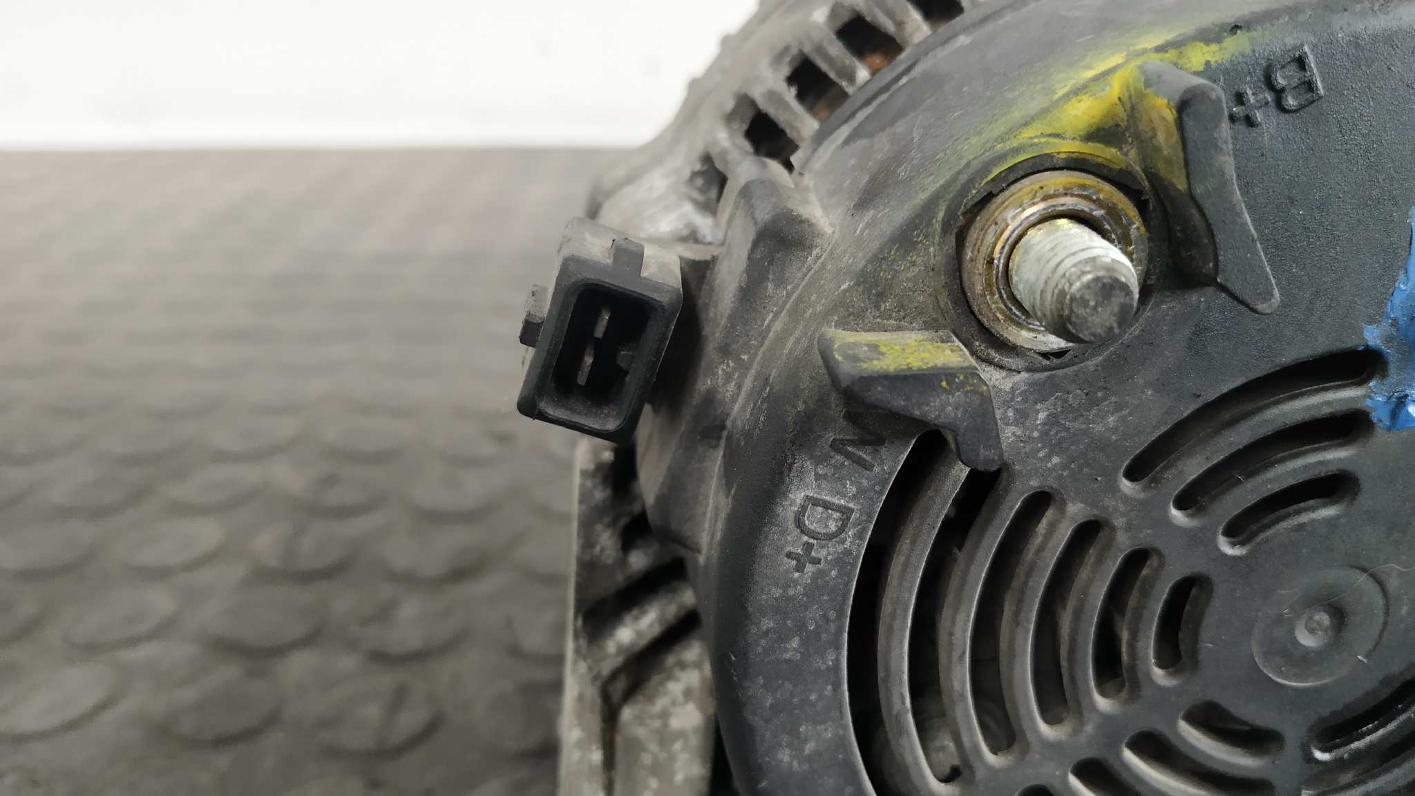 ALTERNADOR VOLKSWAGEN POLO BERLINA (6N1) - vista 3