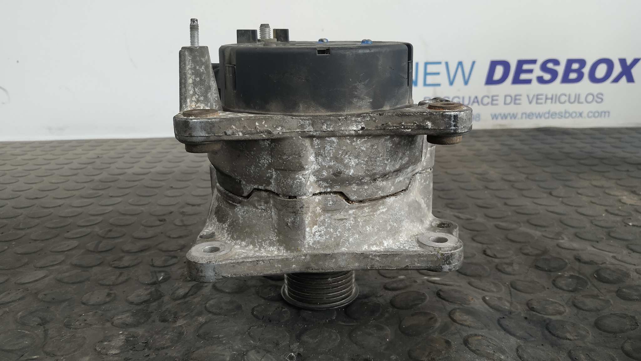 ALTERNADOR VOLKSWAGEN POLO BERLINA (6N1) - vista 7