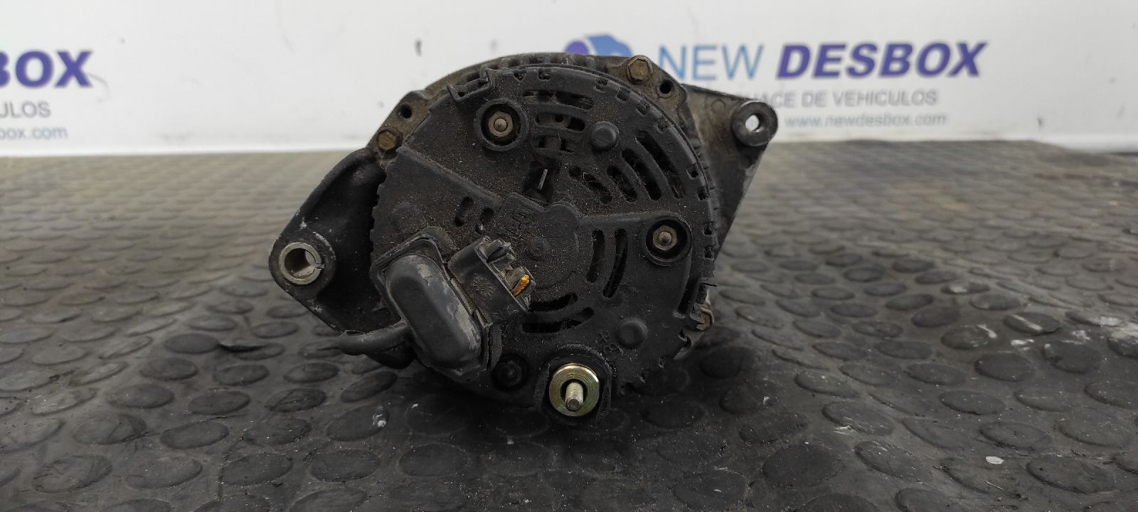 ALTERNADOR RENAULT MEGANE I CLASSIC (LA0) - vista 4