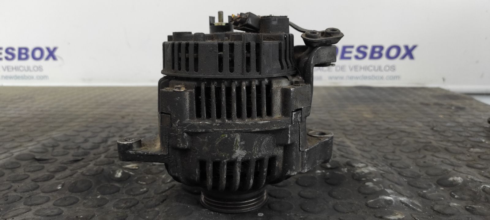 ALTERNADOR RENAULT MEGANE I CLASSIC (LA0) - vista 3
