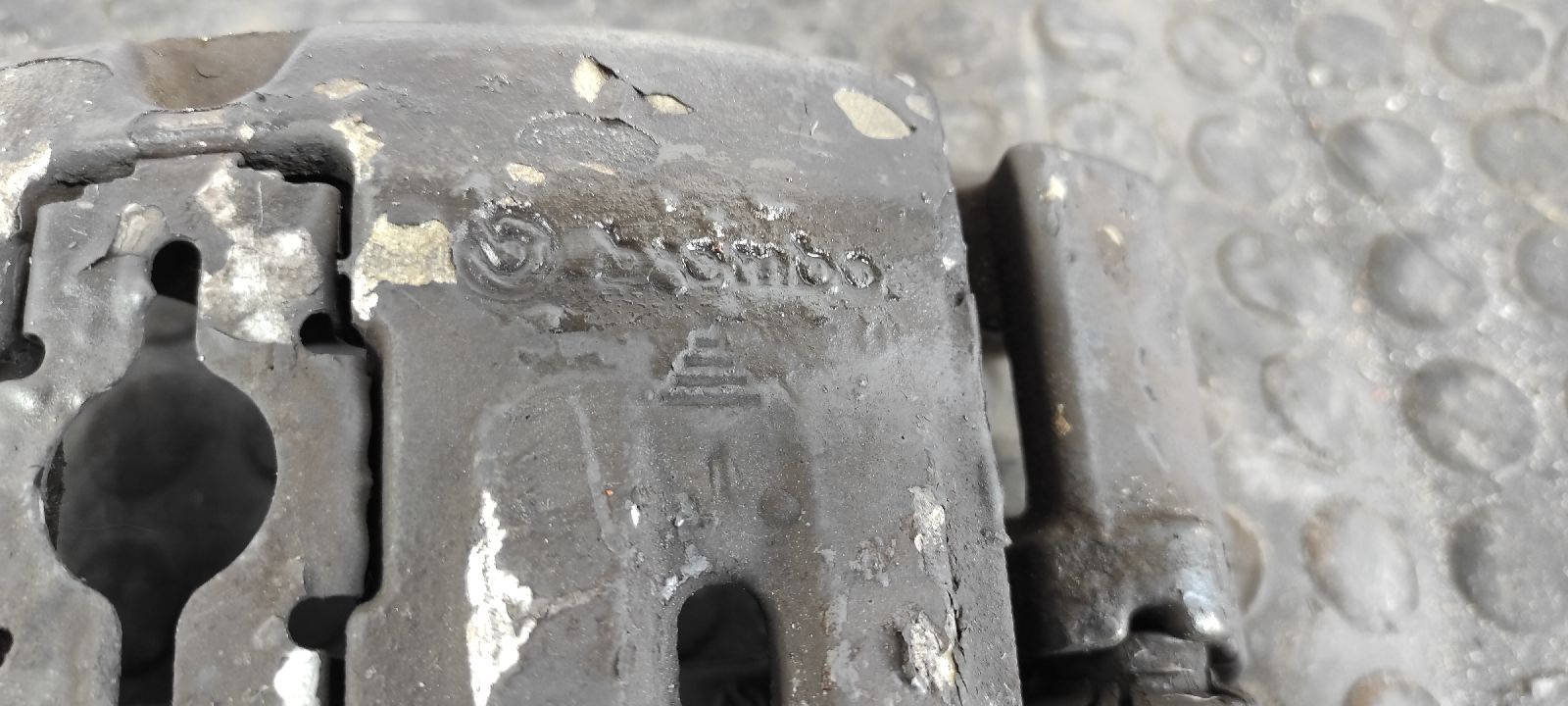 PINZA DE FRENO DELANTERA DERECHA RENAULT MASCOTT - vista 3