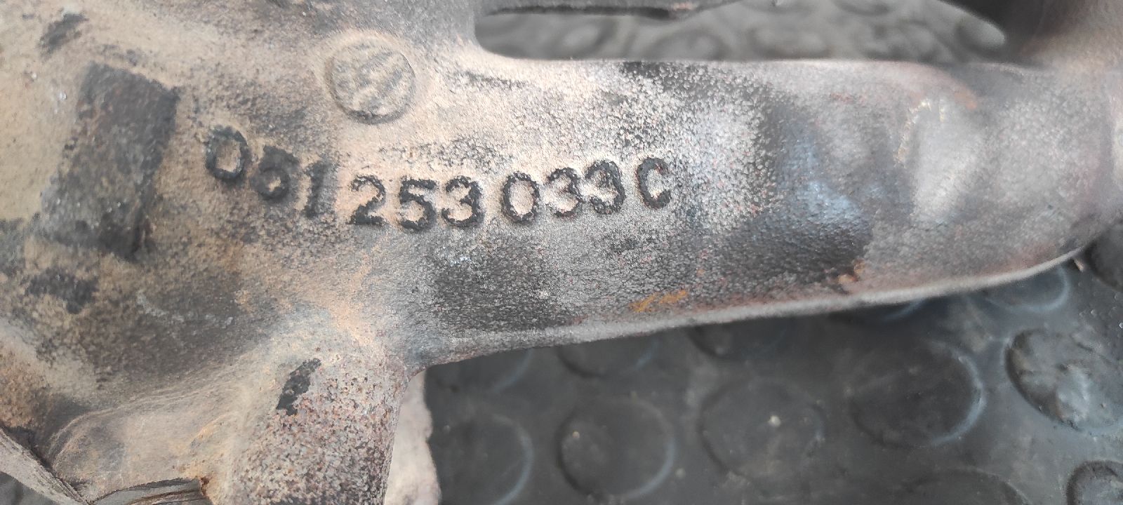 COLECTOR ESCAPE SEAT CORDOBA BERLINA (6K2) - vista 4