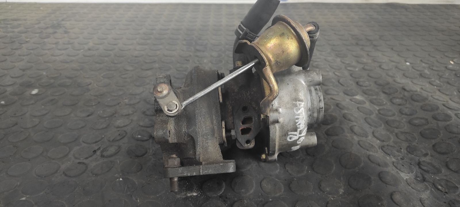 TURBOCOMPRESOR OPEL ASTRA F BERLINA 1.7 TURBODIESEL (17 DT / LU8) - vista 2