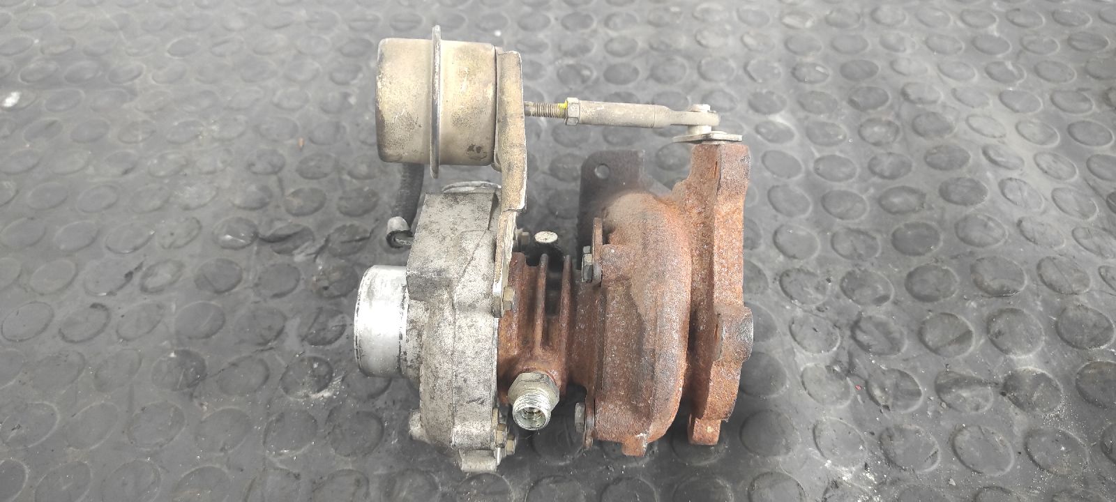 TURBOCOMPRESOR OPEL ASTRA F BERLINA 1.7 TURBODIESEL CAT (X 17 DTL / 2H8) - vista 3