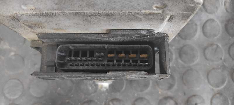 ABS OPEL VECTRA B BERLINA 2.0 16V CAT (X 20 XEV / L34) - vista 3