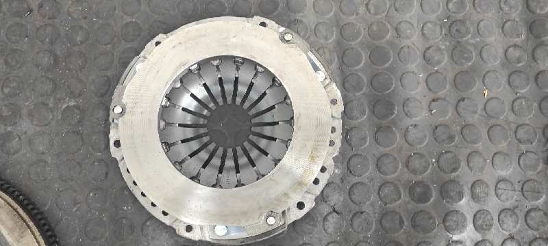 KIT EMBRAGUE OPEL ASTRA G BERLINA - vista 8