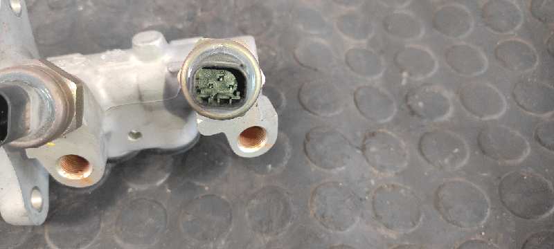 BOMBA FRENO BMW SERIE 3 BERLINA (E46) - vista 4