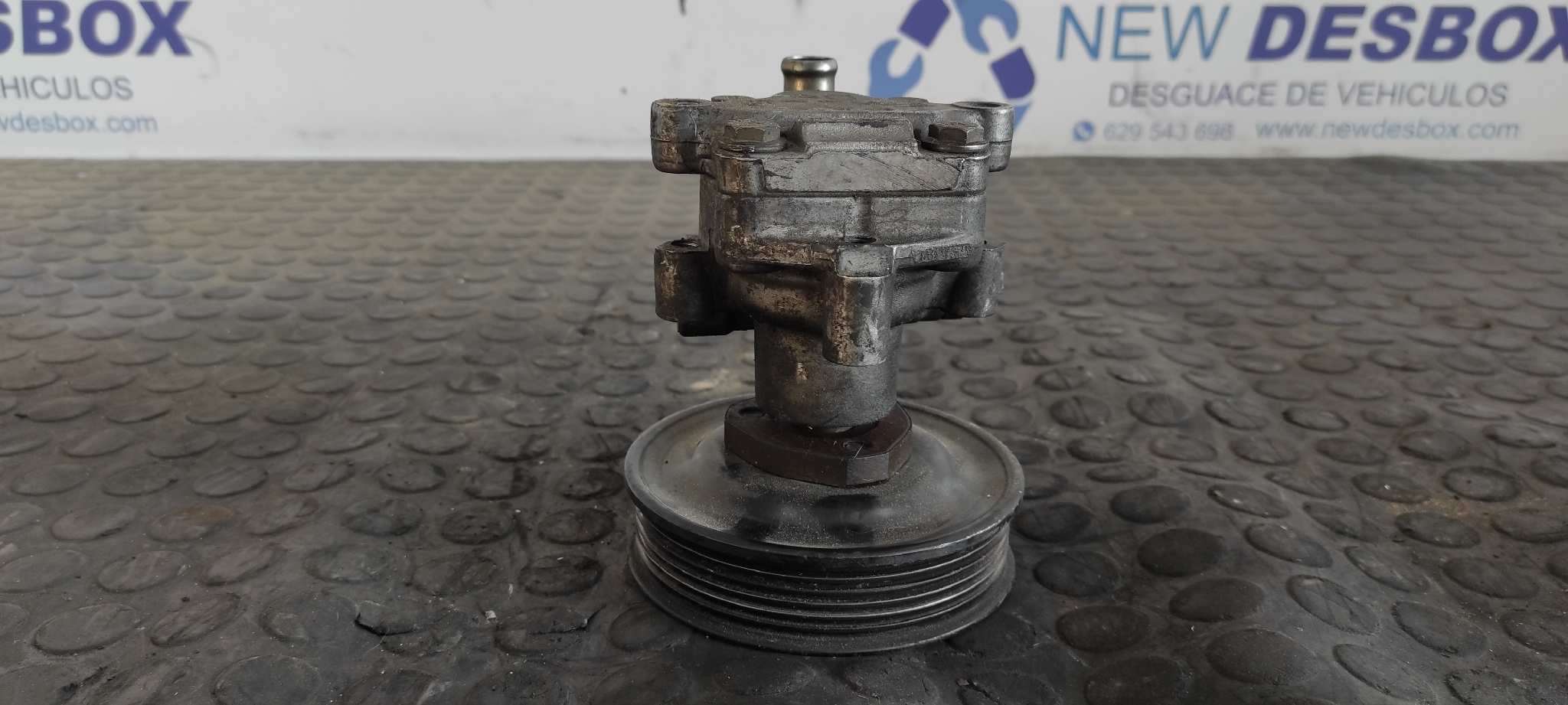 BOMBA DIRECCION SEAT LEON (1M1) - vista 8