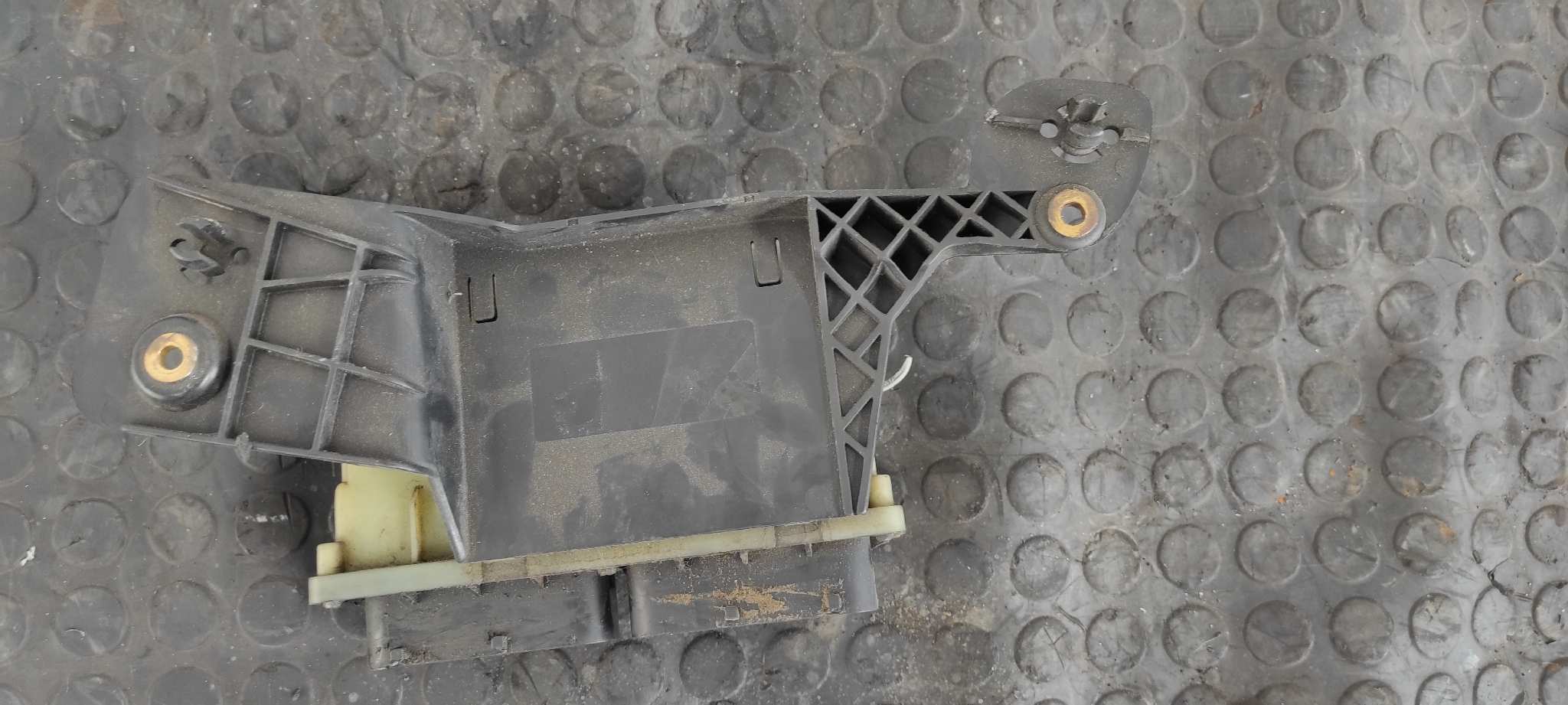 CAJA RELES VENTILADORES OPEL ZAFIRA A - vista 4