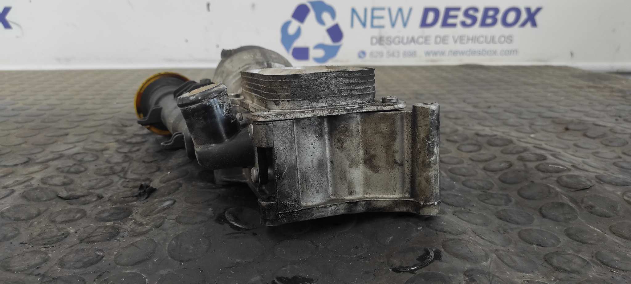 ENFRIADOR ACEITE MOTOR OPEL CORSA C - vista 3