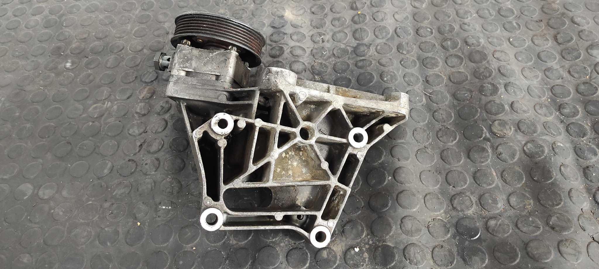 BOMBA DIRECCION OPEL VECTRA B - vista 8