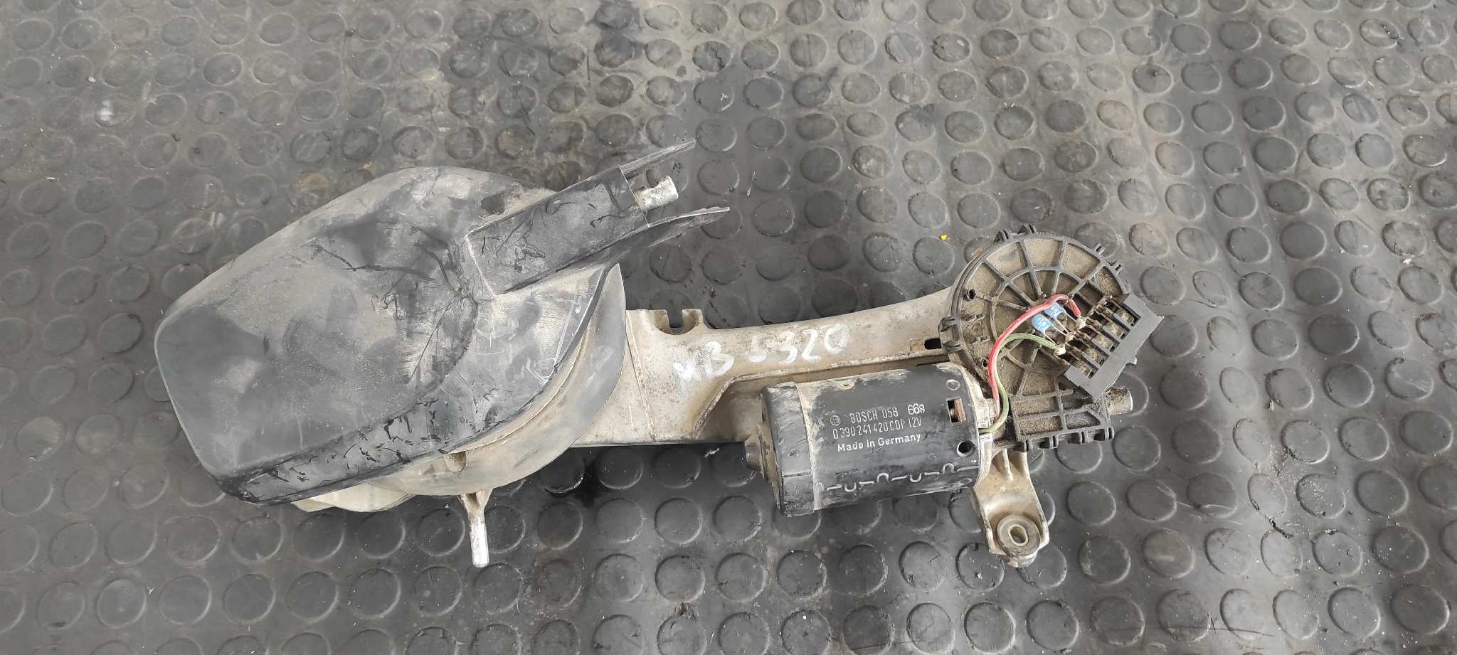 MOTOR LIMPIA DELANTERO MERCEDES-BENZ CLASE E (W210)