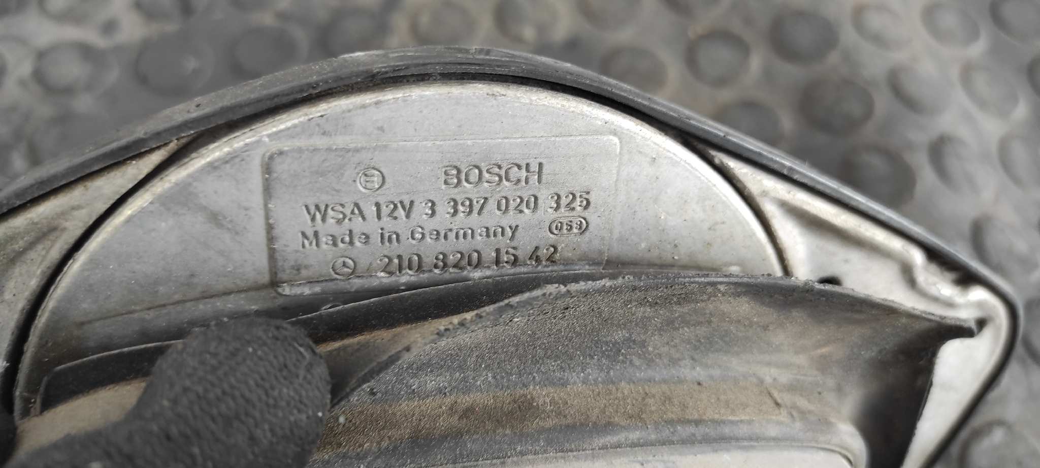 MOTOR LIMPIA DELANTERO MERCEDES-BENZ CLASE E (W210) - vista 4