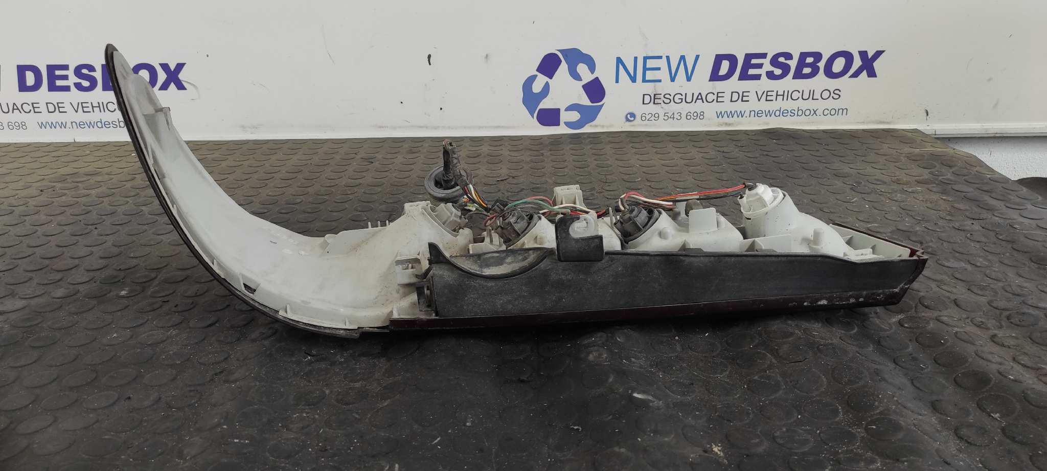 PILOTO TRASERO IZQUIERDO FORD PROBE 2.0 - vista 9