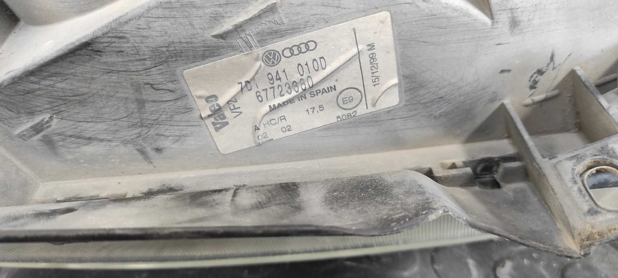 FARO DERECHO VOLKSWAGEN T4 BUS (MOD. 1991) - vista 2