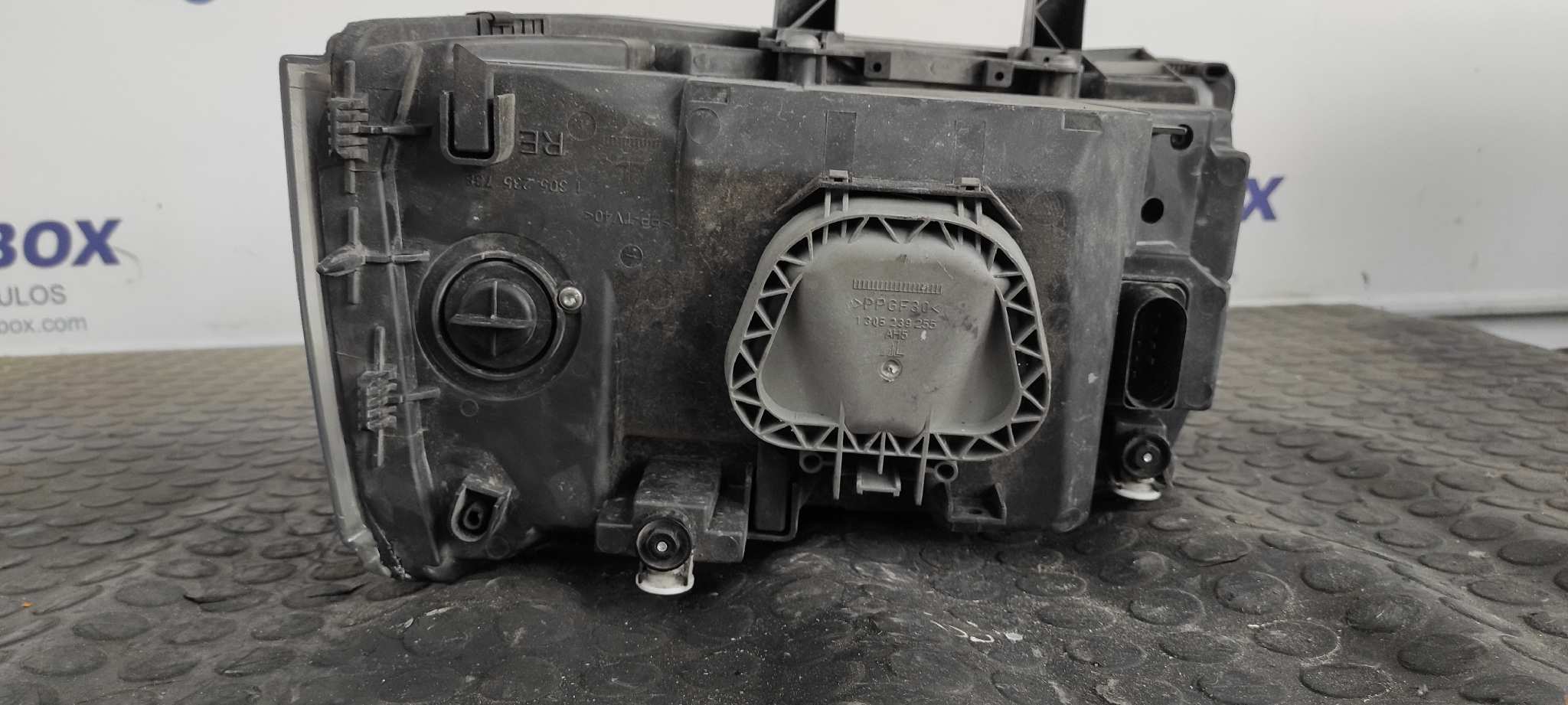 FARO DERECHO VOLKSWAGEN T5 TRANSPORTER/FURGONETA - vista 9