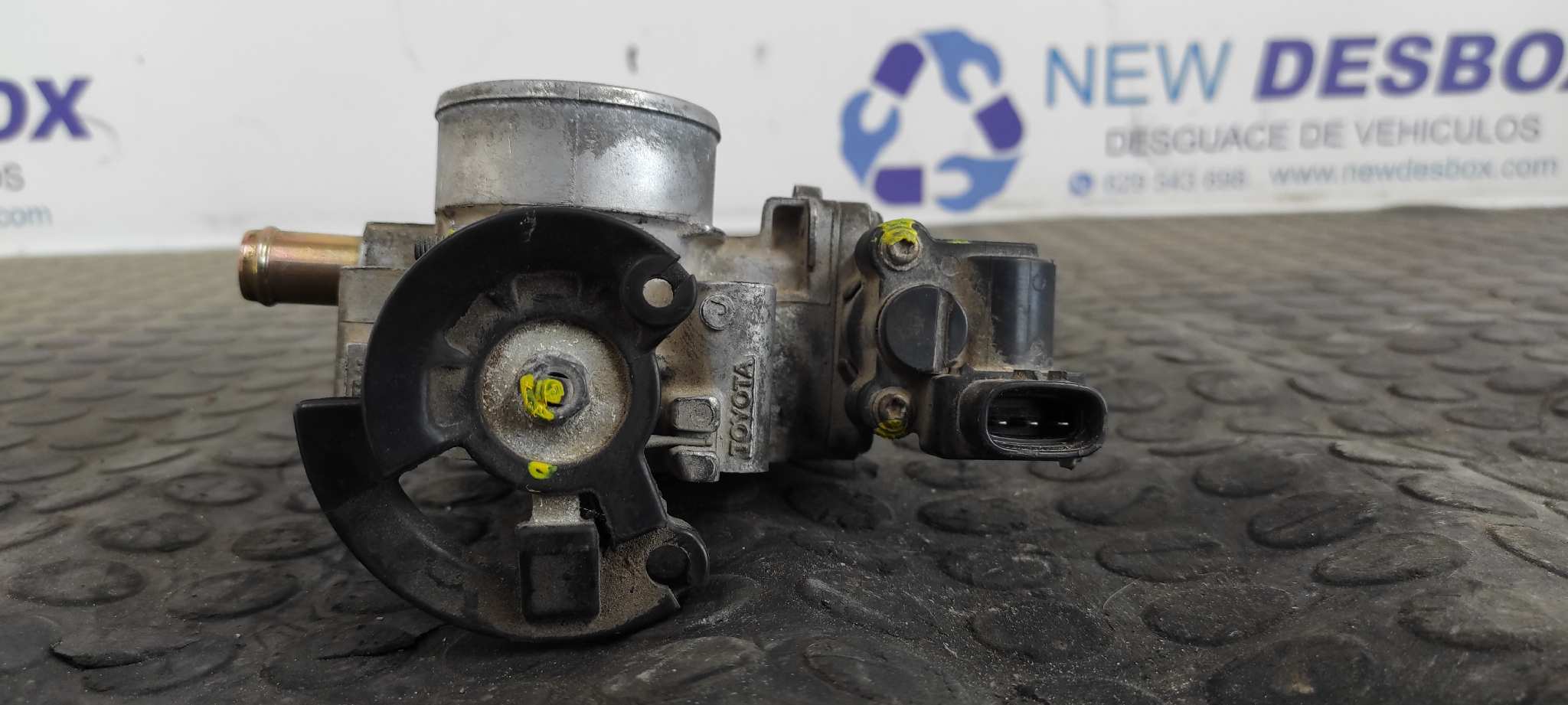 CAJA MARIPOSA TOYOTA COROLLA VERSO (E12) - vista 2