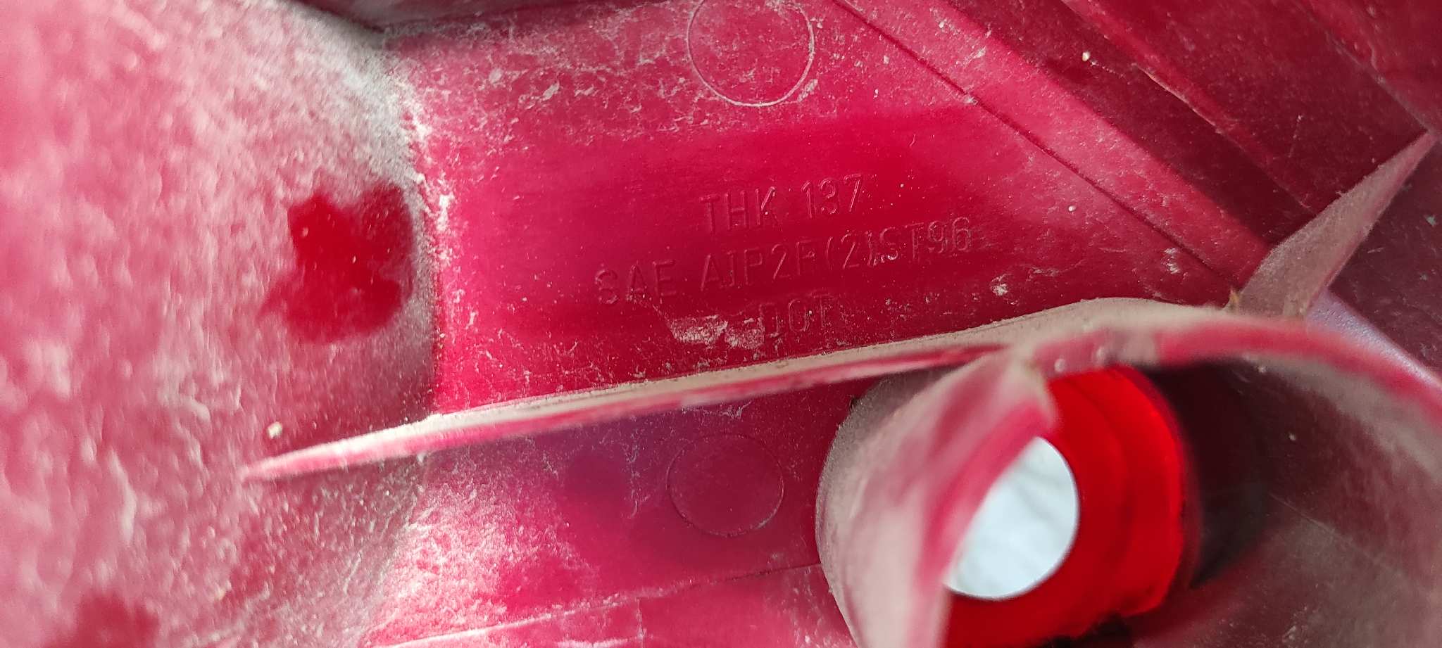 PILOTO TRASERO DERECHO FORD COUGAR (MC) - vista 4