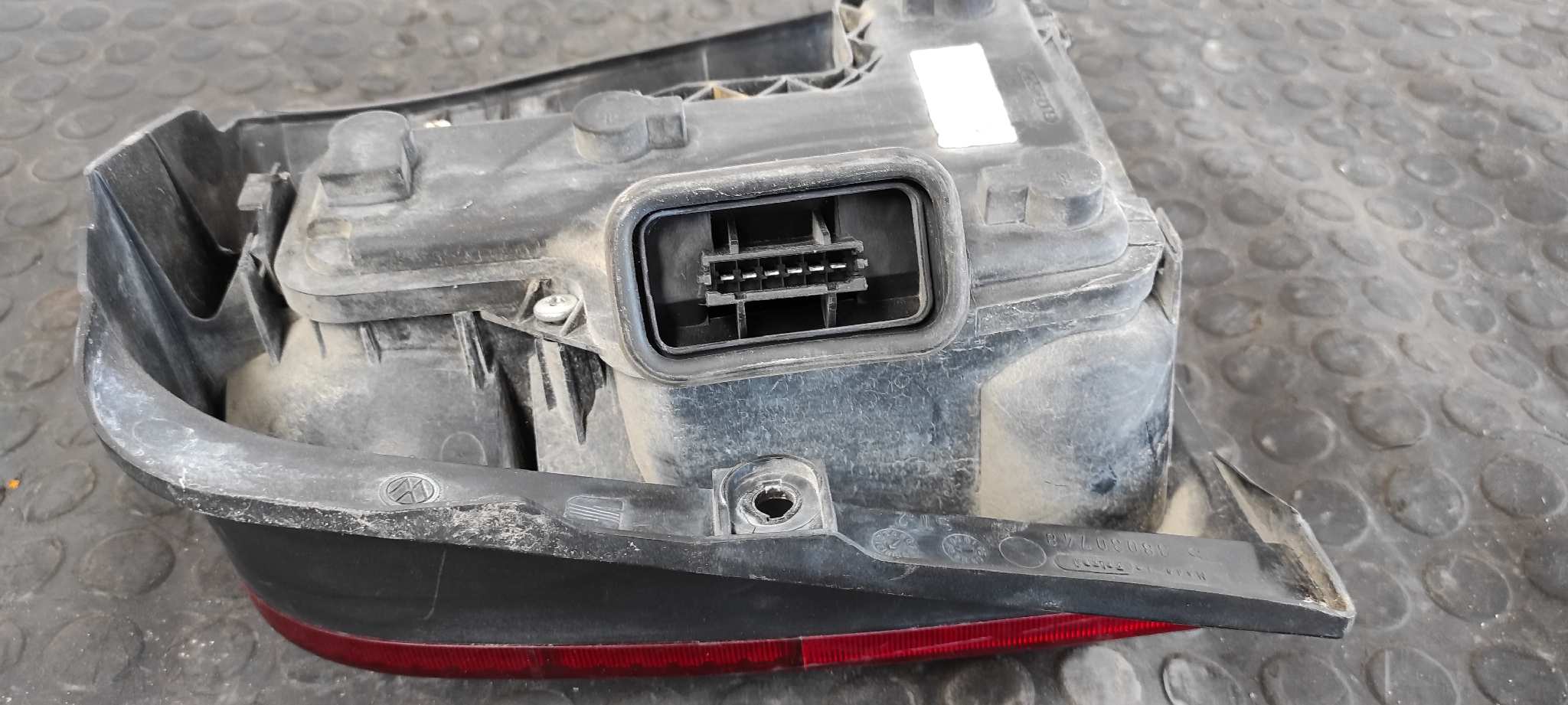 PILOTO TRASERO IZQUIERDO VOLKSWAGEN LUPO (6X1/6E1) - vista 4