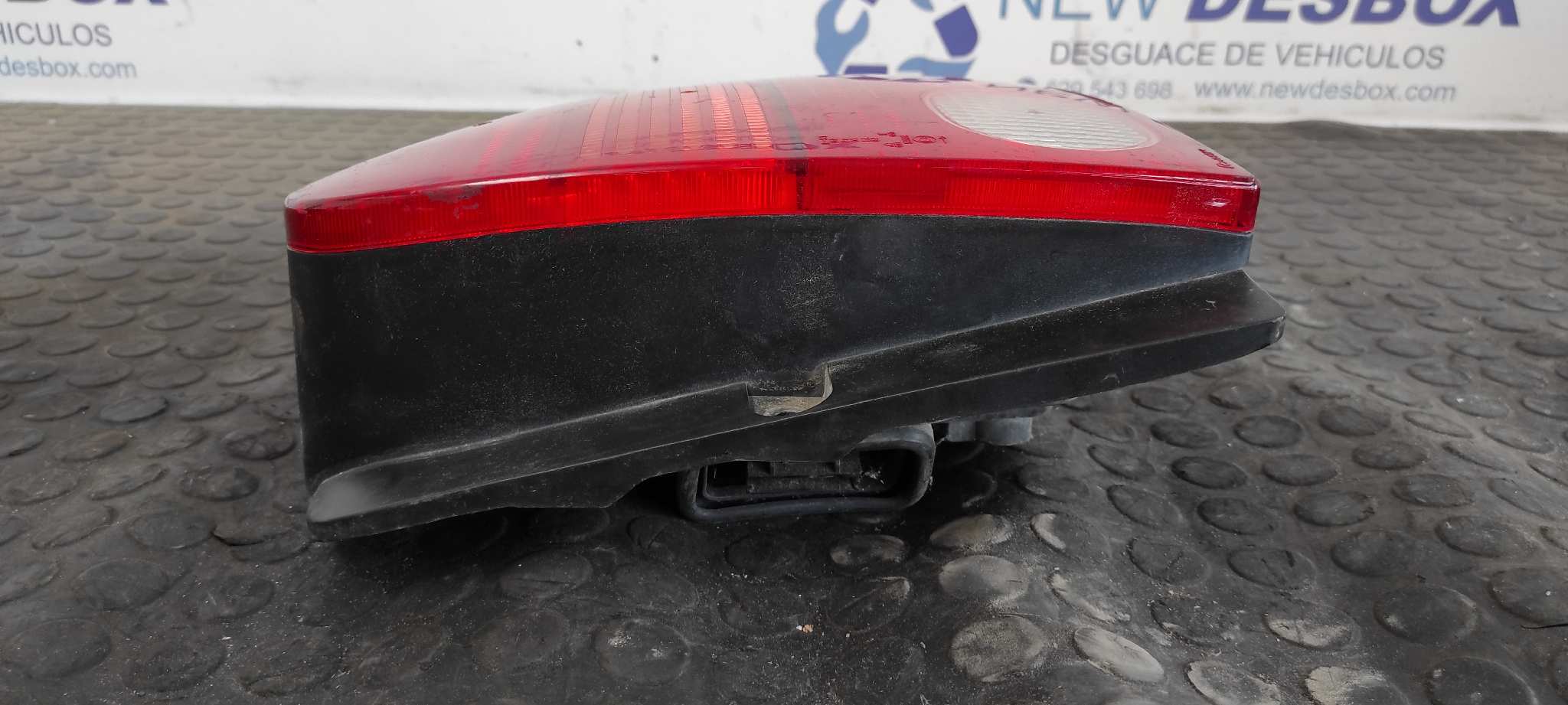 PILOTO TRASERO DERECHO VOLKSWAGEN LUPO (6X1/6E1) - vista 9