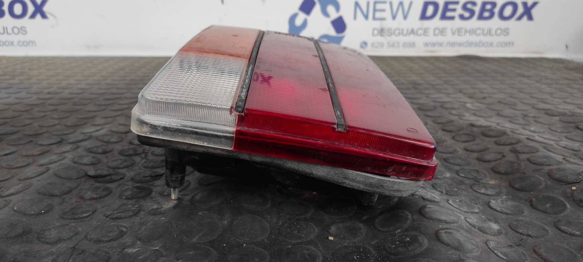 PILOTO TRASERO DERECHO SEAT MALAGA 1.2 - vista 3