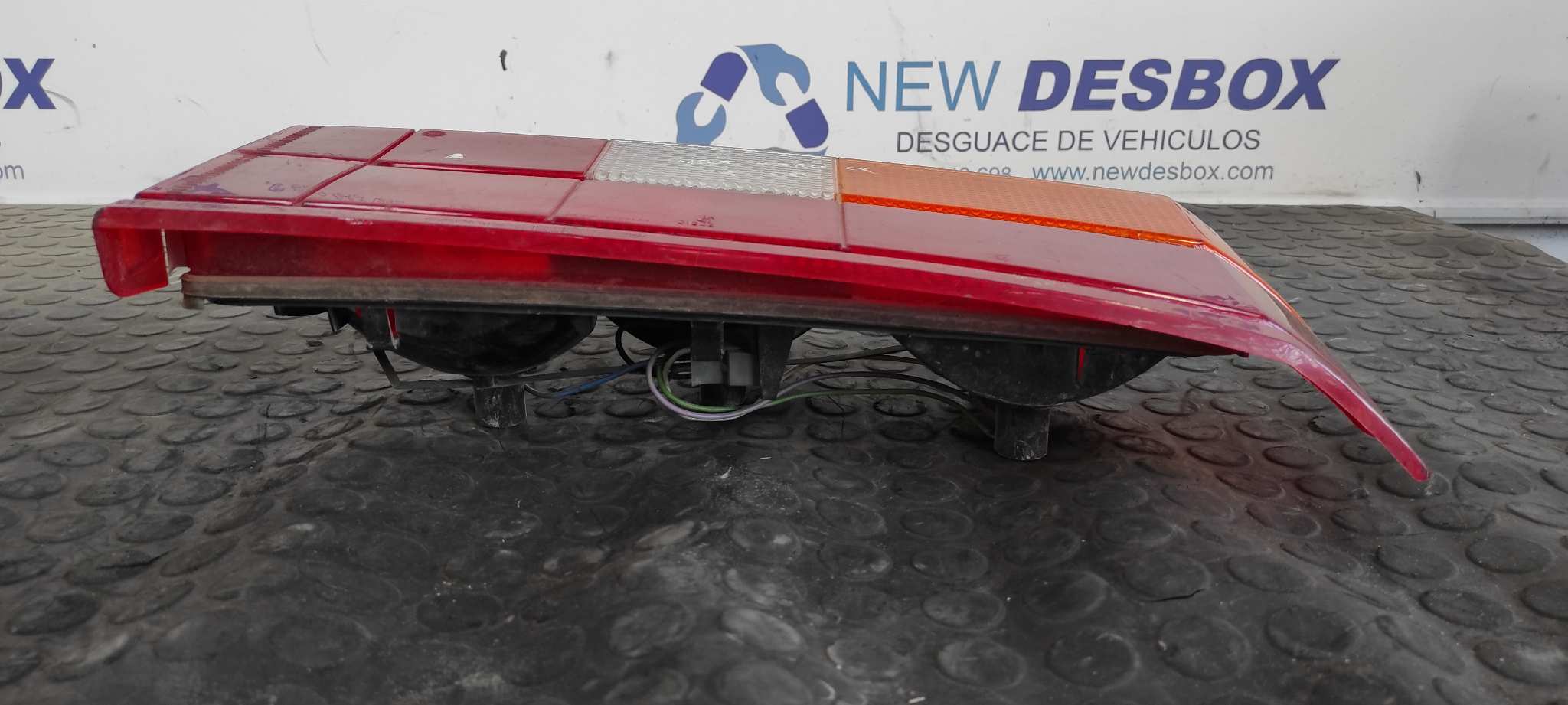 PILOTO TRASERO DERECHO TALBOT HORIZON 1.9 - vista 2