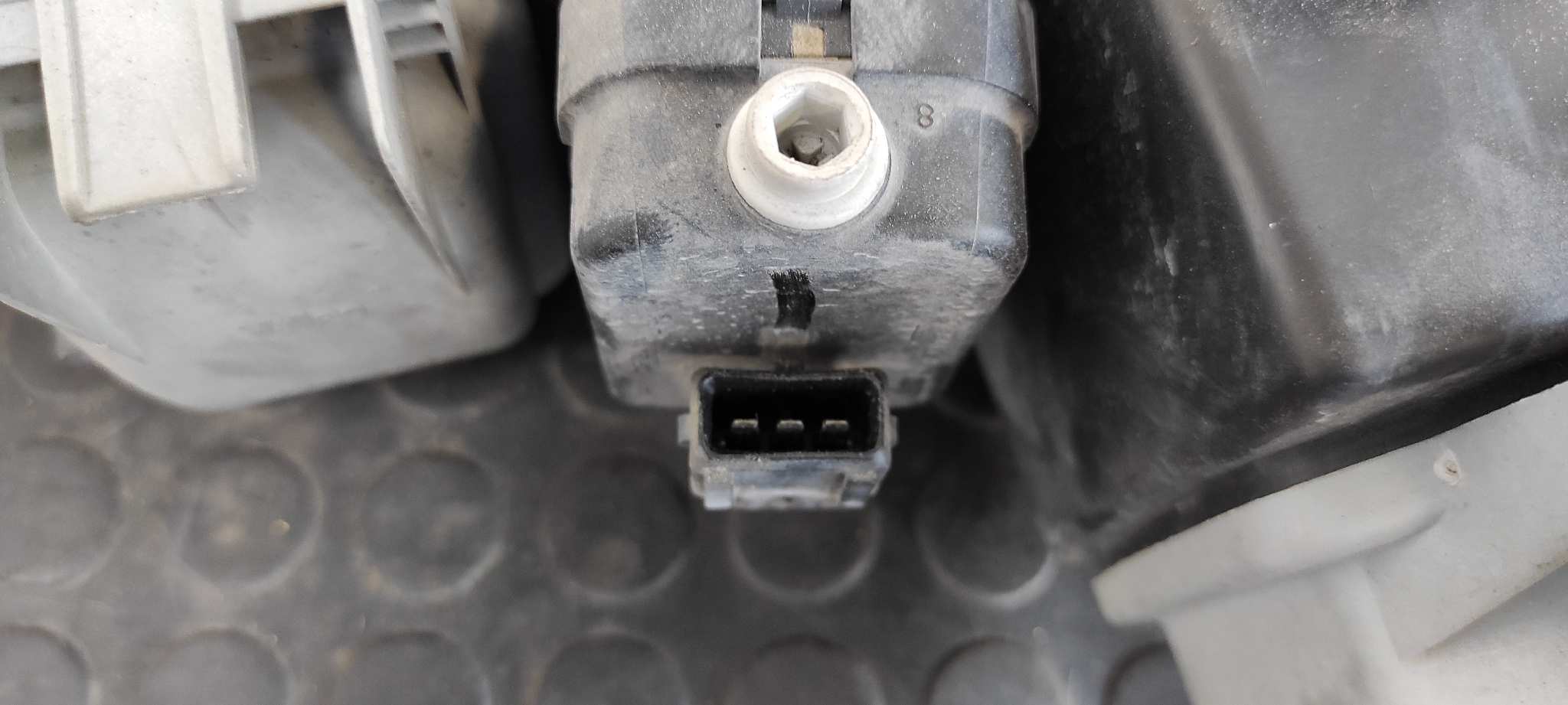 FARO DERECHO FIAT MAREA BERLINA (185) - vista 4