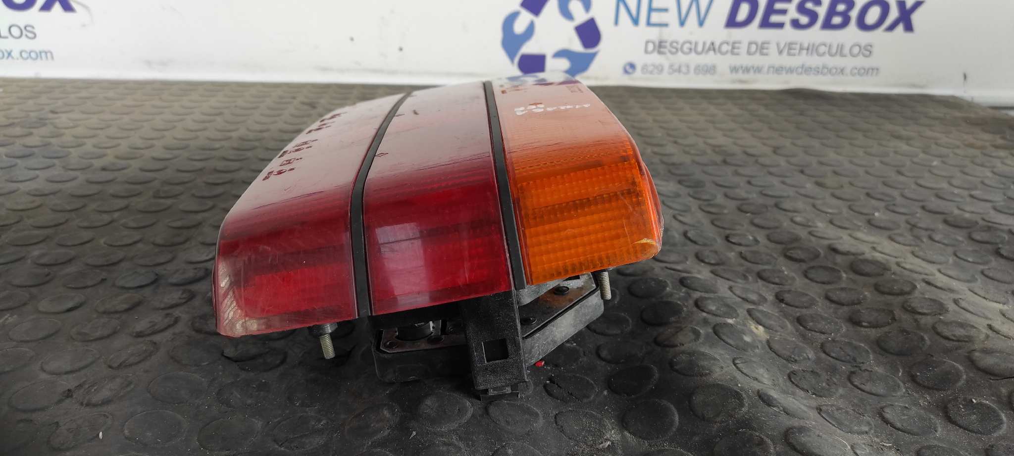 PILOTO TRASERO DERECHO SEAT MALAGA - vista 6