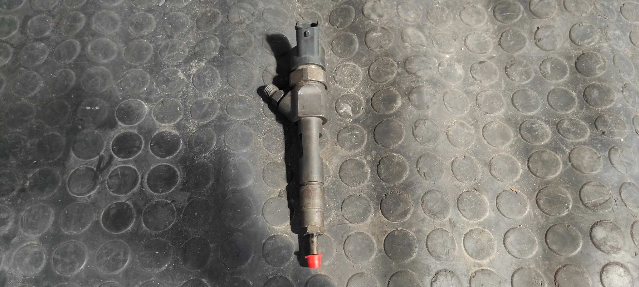 INYECTOR OPEL VIVARO 1.9 CDTI CAT (F9Q-760 / L08)