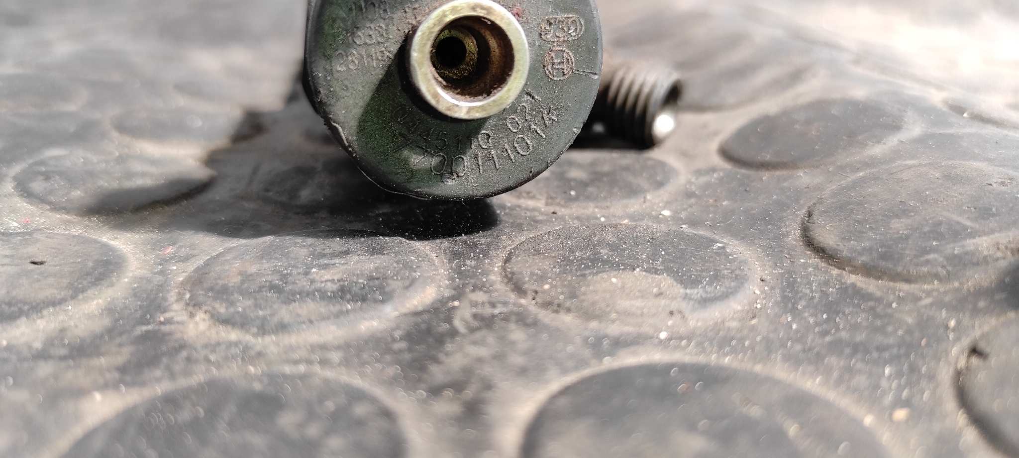 INYECTOR OPEL VIVARO 1.9 CDTI CAT (F9Q-760 / L08) - vista 2