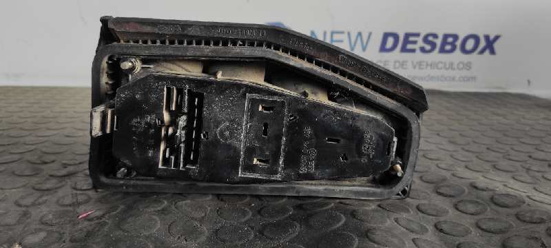 PILOTO TRASERO DERECHO VOLKSWAGEN POLO (867/871/873) - vista 4